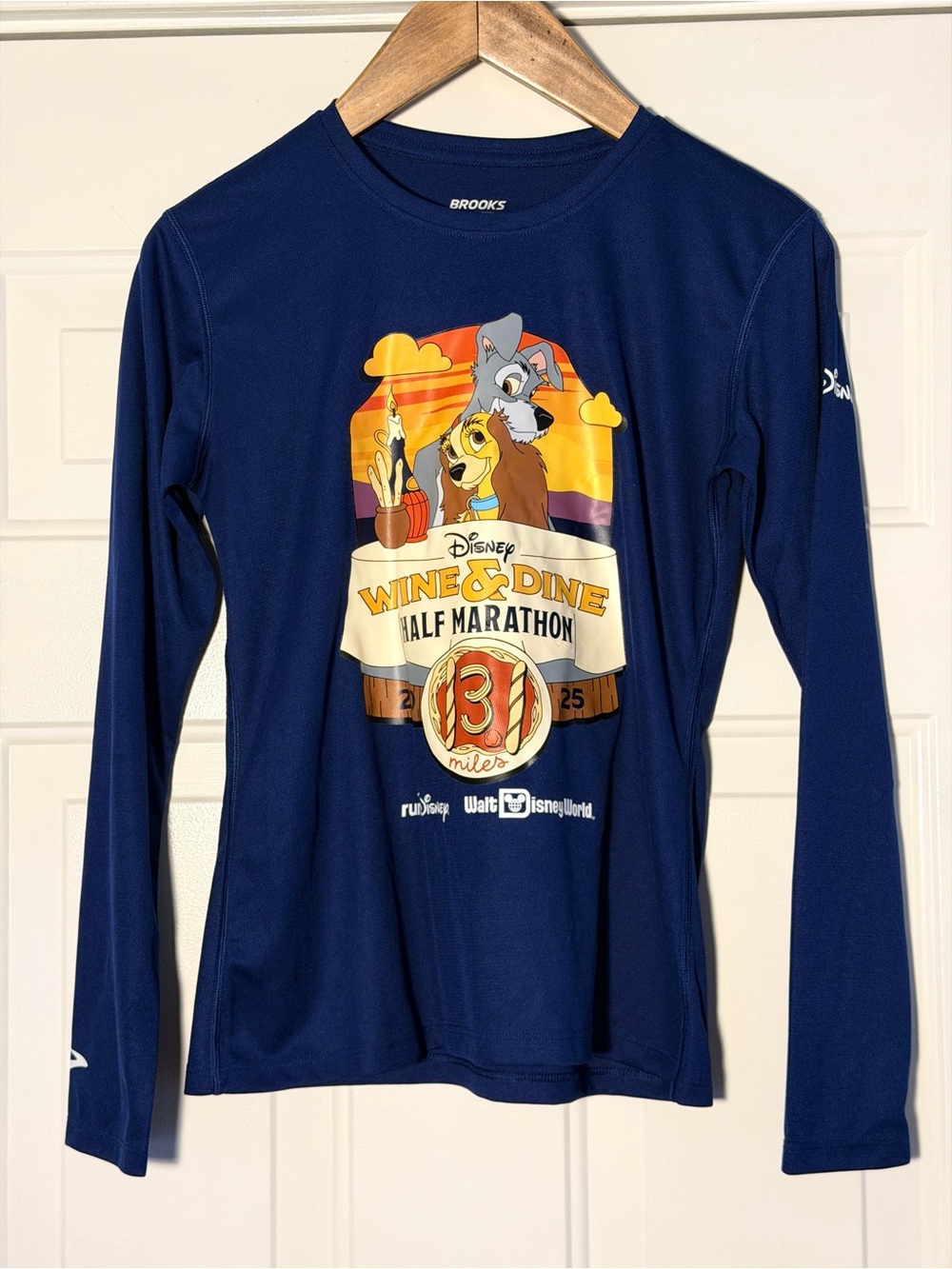 Disney Navy Long-Sleeve Kids Shirt with Ladyb& the Tramp Graphic. Sz S